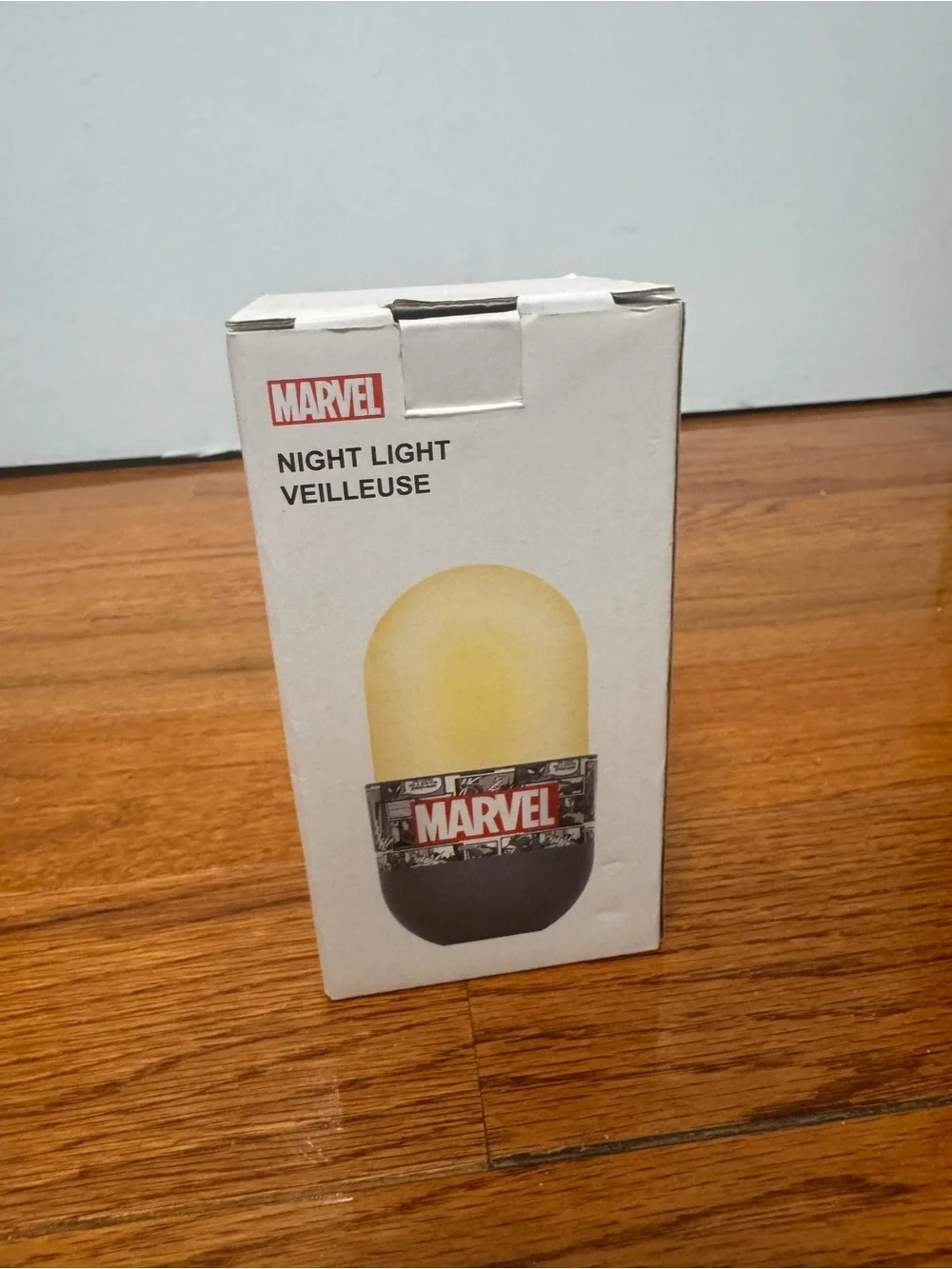Marvel Yellow Capsule Night Light with Logo Band